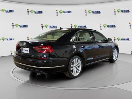 2019 Volkswagen Passat 2.0T Wolfsburg Edition