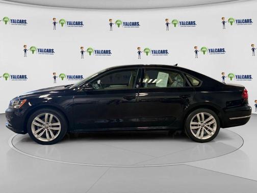 2019 Volkswagen Passat 2.0T Wolfsburg Edition