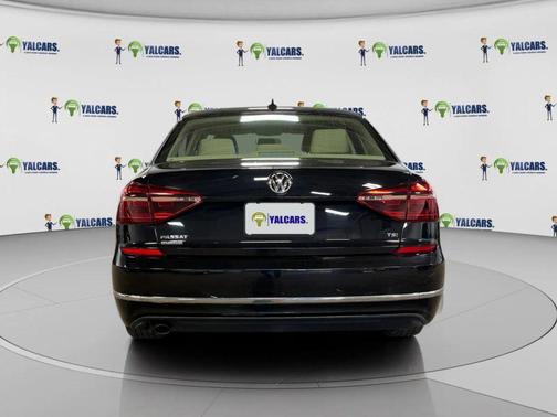 2019 Volkswagen Passat 2.0T Wolfsburg Edition