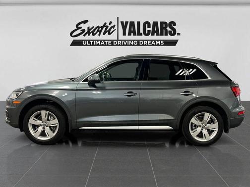 Gray 2018 Audi Q5 2.0T Tech Premium
