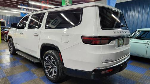 2023 Jeep Wagoneer L Series II 4x4