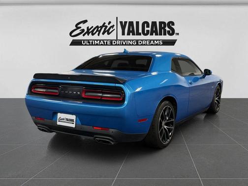 B5 Blue Pearl Coat 2015 Dodge Challenger R/T Scat Pack