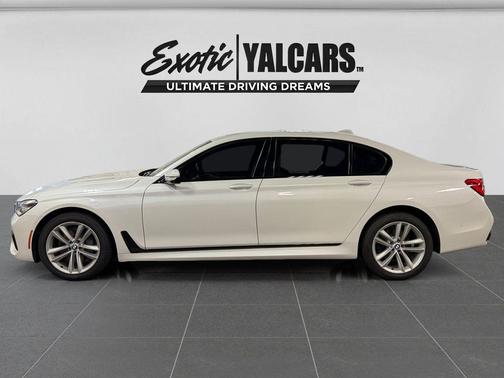 White Metallic 2016 BMW 750 i xDrive