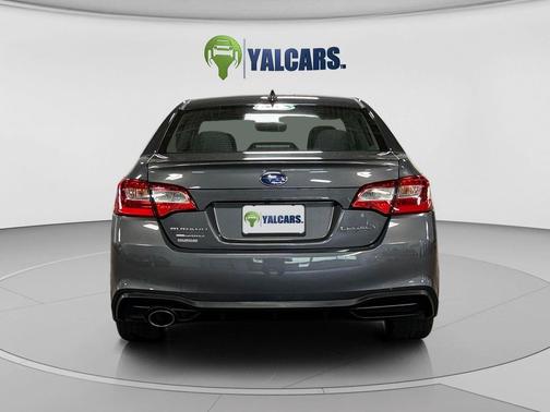 Magnetite Gray Metallic 2018 Subaru Legacy Premium