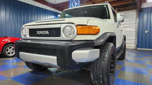 2014 Toyota FJ Cruiser Base