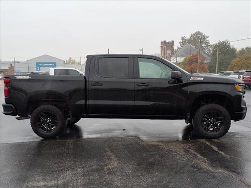 2025 Chevrolet Silverado 1500 Custom Trail Boss