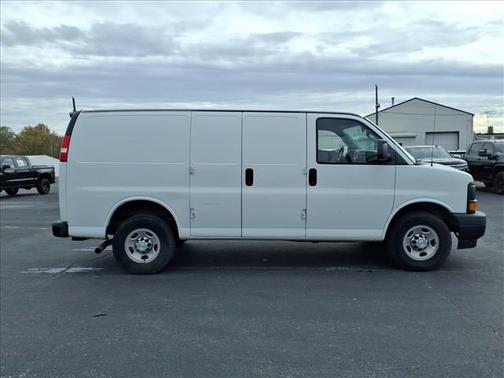 2017 Chevrolet Express 2500 Work Van