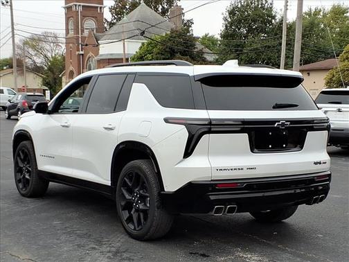 2024 Chevrolet Traverse RS