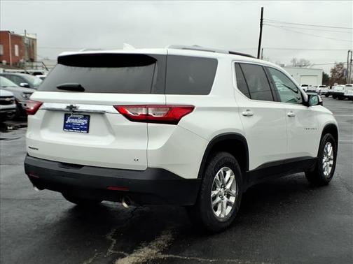 2018 Chevrolet Traverse LT Cloth