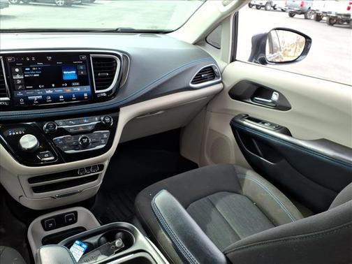 2021 Chrysler Pacifica Touring