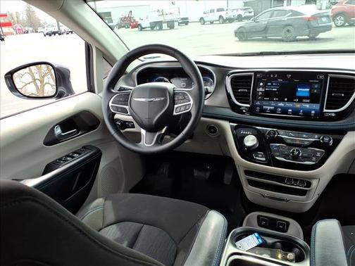 2021 Chrysler Pacifica Touring