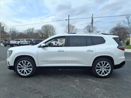 2025 GMC Acadia Denali