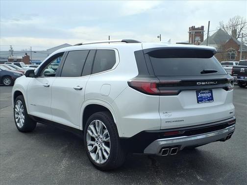 2025 GMC Acadia Denali