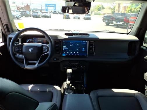 Oxford White 2024 Ford Bronco Black Diamond