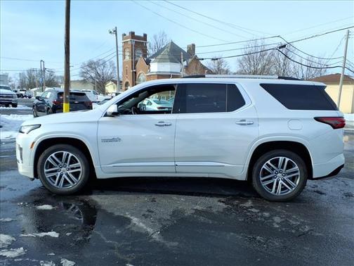 2023 Chevrolet Traverse High Country