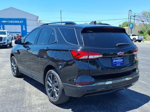 Black Metallic 2022 Chevrolet Equinox RS