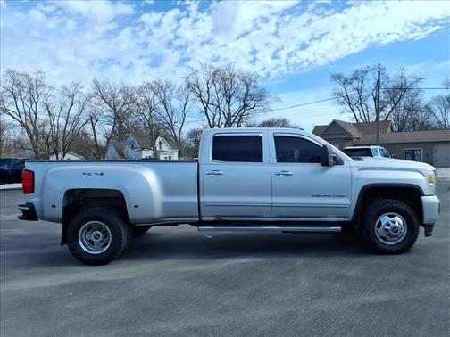 2015 GMC Sierra 3500 Denali