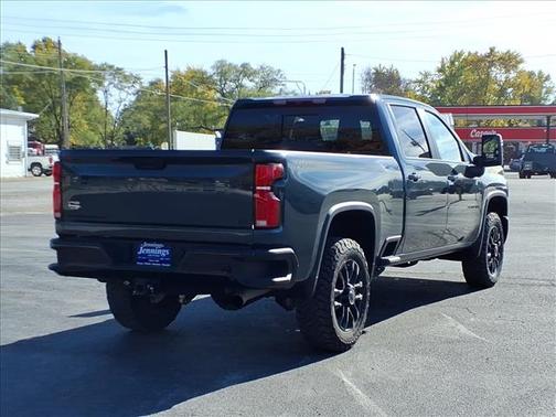 2025 Chevrolet Silverado 3500 LT