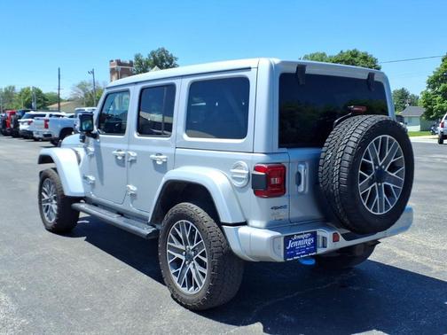 Silver Zynith Clearcoat 2024 Jeep Wrangler 4xe High Altitude
