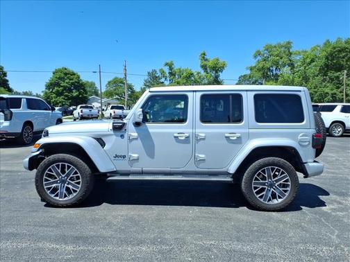 Silver Zynith Clearcoat 2024 Jeep Wrangler 4xe High Altitude
