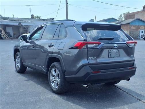 2024 Toyota RAV4 Hybrid LE