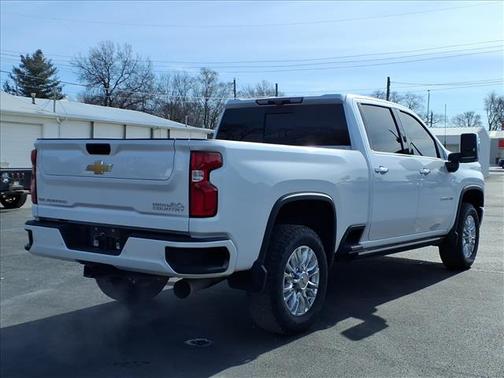 2022 Chevrolet Silverado 2500 High Country