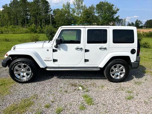 2012 Jeep Wrangler Unlimited Sahara