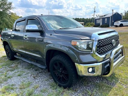 2018 Toyota Tundra SR5