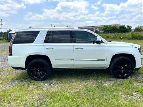 2017 Cadillac Escalade Premium Luxury