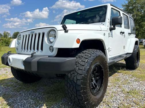2016 Jeep Wrangler Unlimited Sahara