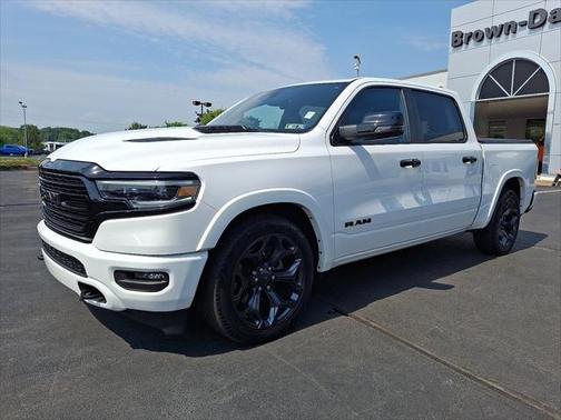 2023 RAM 1500 Limited Crew Cab 4x4 57' Box
