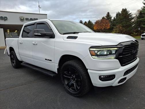 2021 RAM 1500 Big Horn Crew Cab 4x4 57' Box