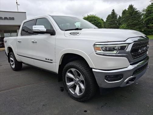 2019 RAM 1500 Limited Crew Cab 4x4 57' Box