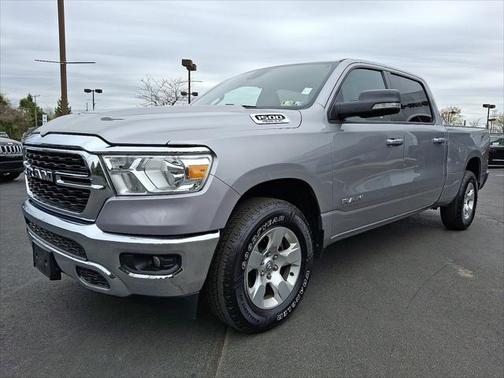 2022 RAM 1500 Big Horn Crew Cab 4x4 64' Box