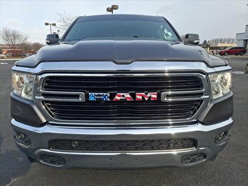 2019 RAM 1500 Big Horn/Lone Star Crew Cab 4x4 57' Box