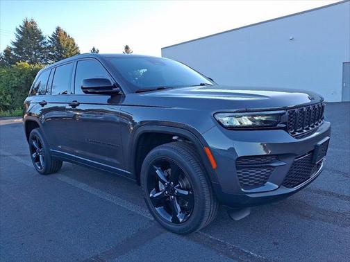 2022 Jeep Grand Cherokee Altitude 4x4