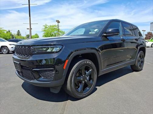 2023 Jeep Grand Cherokee Altitude 4x4