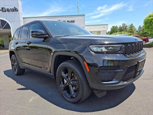 2023 Jeep Grand Cherokee Altitude 4x4
