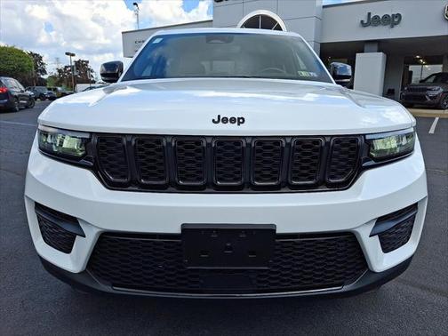 2022 Jeep Grand Cherokee Altitude 4x4
