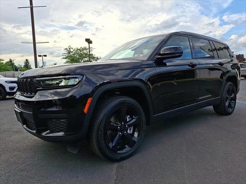 2022 Jeep Grand Cherokee L Altitude 4x4