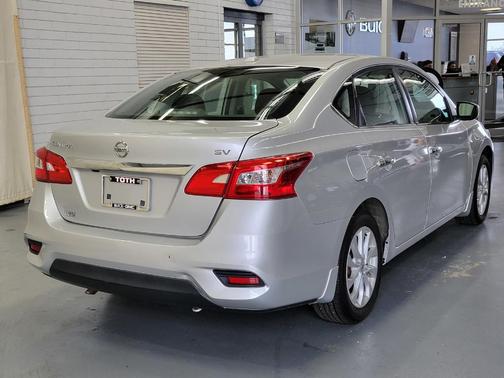 Brilliant Silver Metallic 2019 Nissan Sentra SV