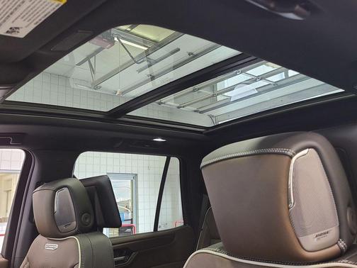 2025 GMC Yukon Denali Ultimate