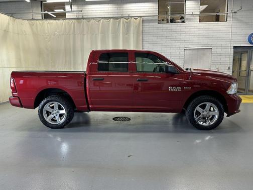 Deep Cherry Red Crystal Pearlcoat 2015 RAM 1500 Tradesman/Express