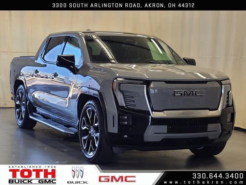 2024 GMC Sierra EV Denali