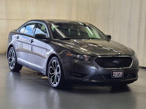 2018 Ford Taurus SHO
