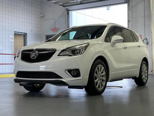 Photo 3 of 37 of 2019 Buick Envision Essence