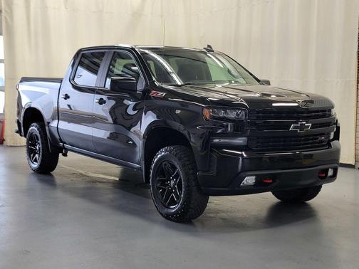 Black 2021 Chevrolet Silverado 1500 LT Trail Boss