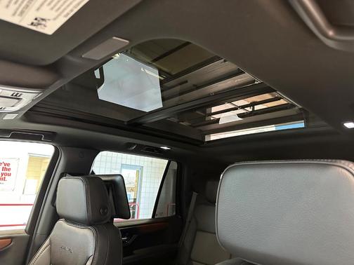 White Frost Tri-Coat 2025 GMC Yukon Denali