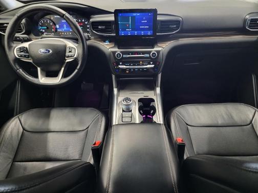 Iconic Silver Metallic 2020 Ford Explorer Limited