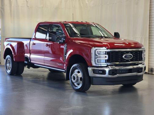 2024 Ford F-350 Lariat Super Duty